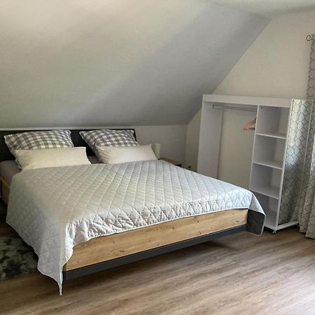 Neu Ferienwohnung Hofmann フースム エクステリア 写真